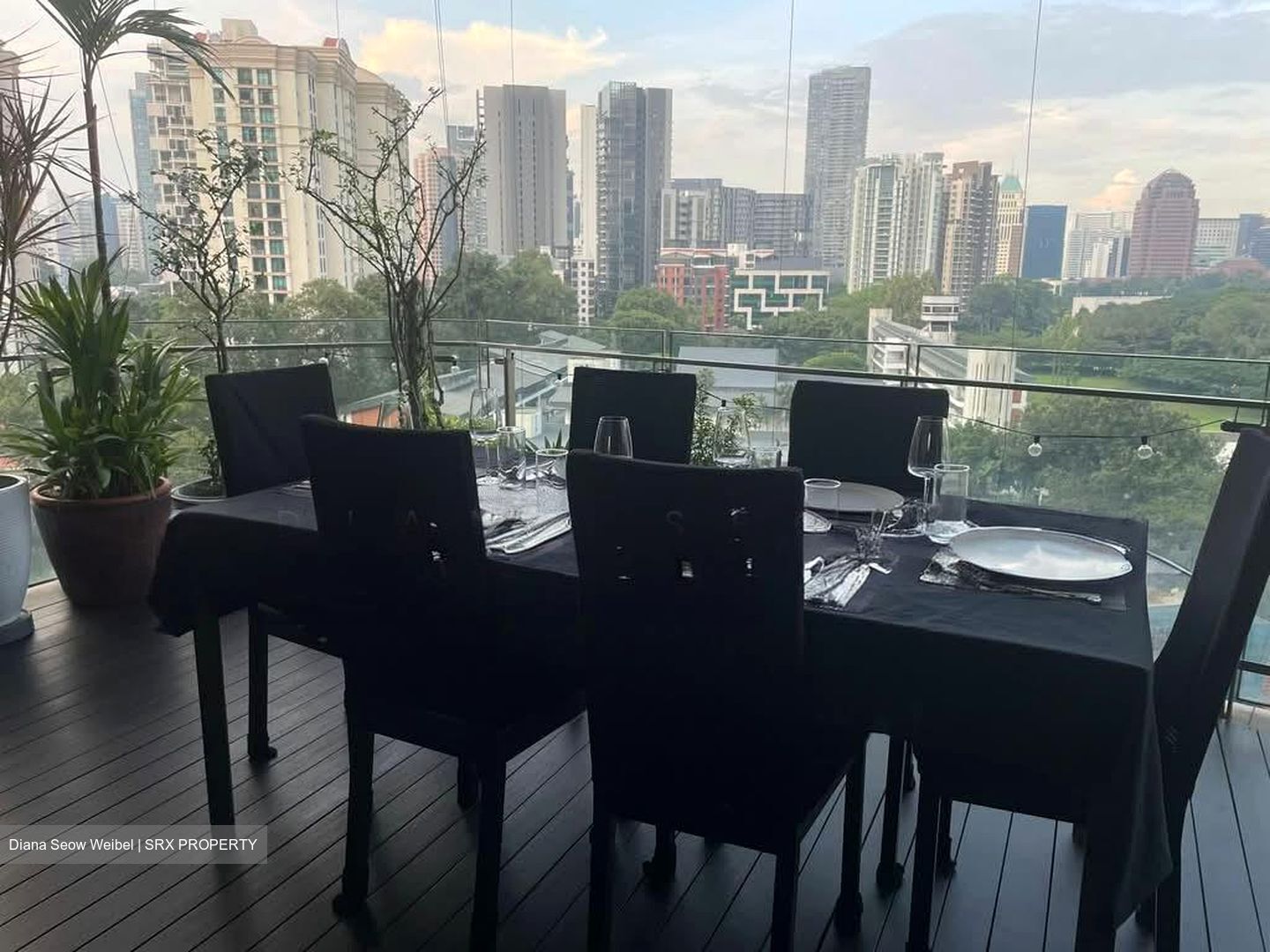 Latitude (D10), Condominium #556910581